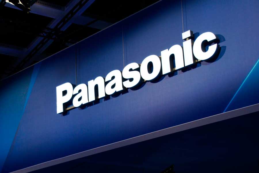  Panasonic presenta su primer altavoz inteligente y el mayor televisor OLED del mercado